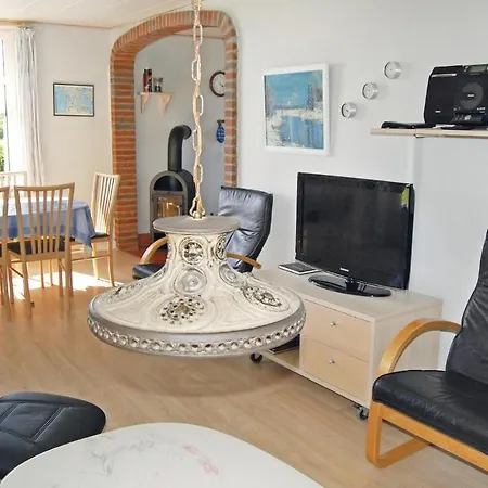 Dyrevennlig Hjem I Bredebro Med Badstue *
